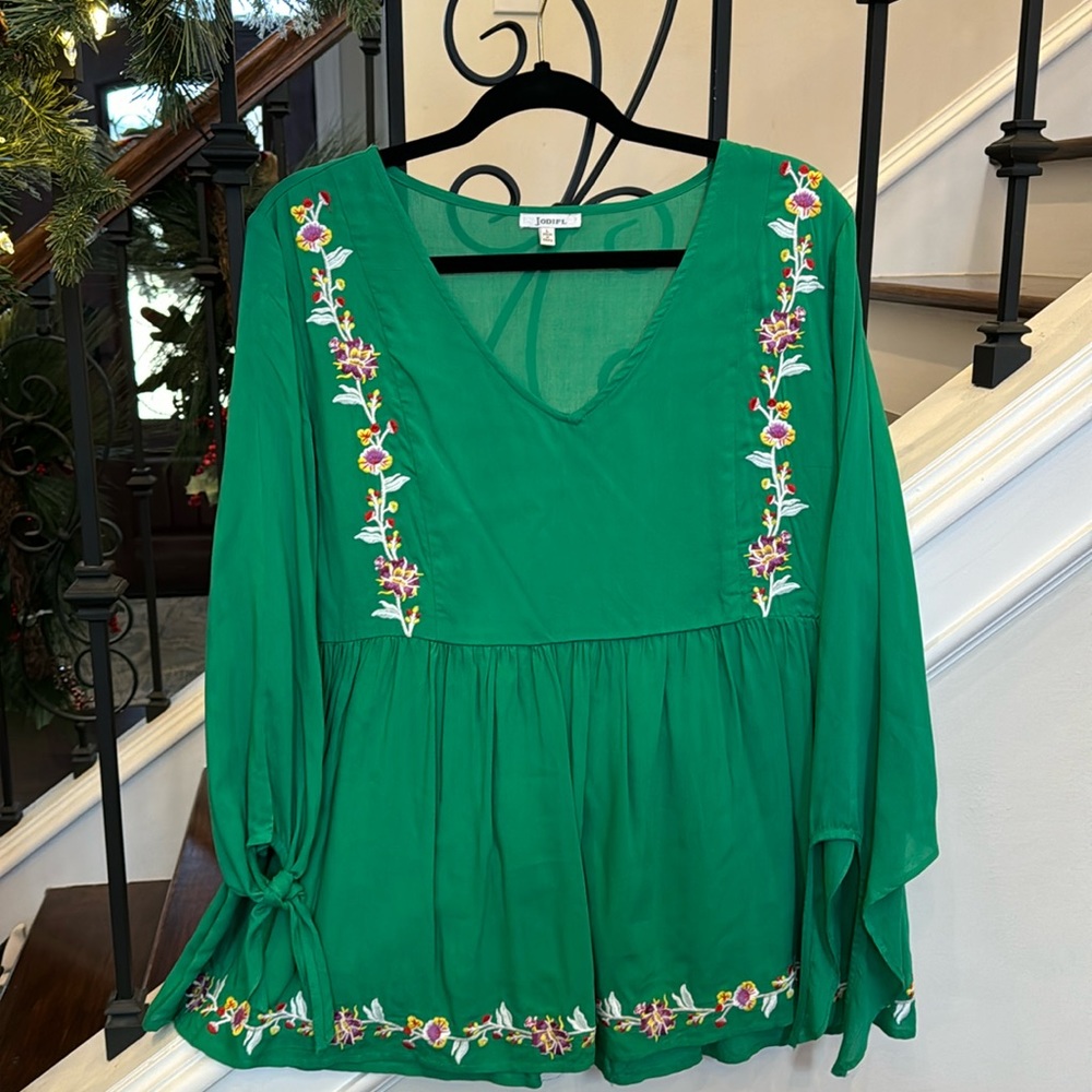 Green Embroidered Top- Women’s Large